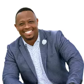 Colin Campbell, Aurora, Real Estate Agent