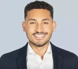 Cristian Borrero, Gatineau, Real Estate Agent