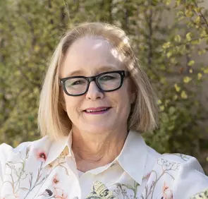 Debbie Sagorin, Newport Beach, Real Estate Agent