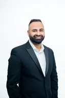 Deepak Juneja, Winnipeg, Real Estate Agent