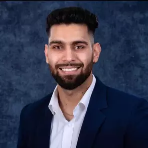 Deesh Sadiaora, Calgary, Real Estate Agent