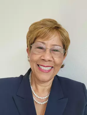 Delois Johnson, Houston, Real Estate Agent