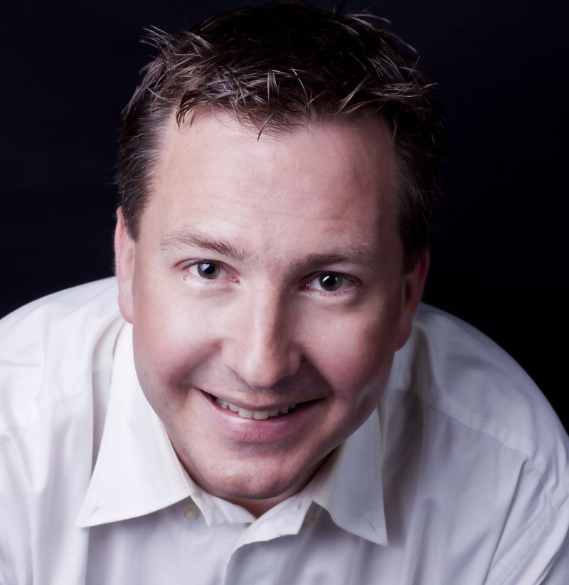 Dennis Bowles, Surrey, Real Estate Agent