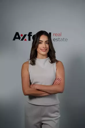 Diba Dehghan, Coquitlam, Real Estate Agent
