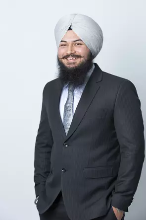 Diljot Singh, Winnipeg, Real Estate Agent
