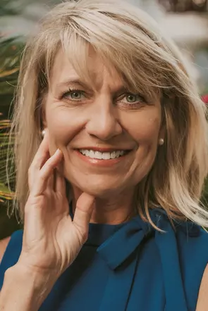 Donna Abbott, Savannah, Real Estate Agent