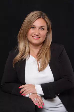 Dorotea Cavarra-Aitoro, Toronto, Real Estate Agent