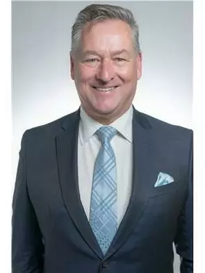 Doug Peterson, Belleville, Real Estate Agent