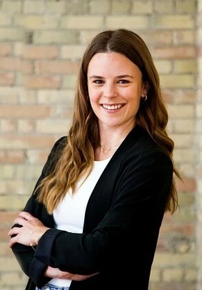 Ellary Niziolek, Cambridge, Real Estate Agent