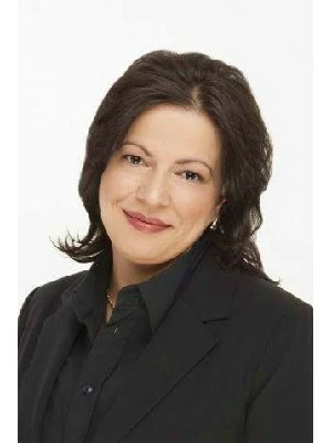 Emilia Angelova, Brossard, Real Estate Agent