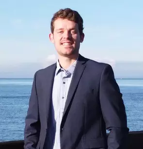 Ethan Hunger, Bellingham, Real Estate Agent