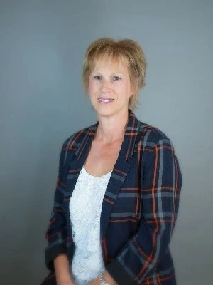 Evelyn Petkus, Peace River, Real Estate Agent