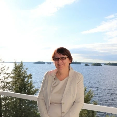 Ewa Lizon, Toronto, Real Estate Agent