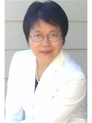 Faith Chan, Vancouver, Real Estate Agent