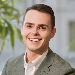 Fraser Blanchflower, Vancouver, Real Estate Agent