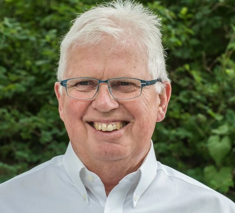 Fred Carver, Victoria, Real Estate Agent