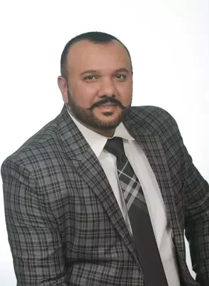 Garry Walia, Windsor, Real Estate Agent