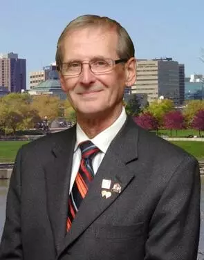 Gary Davlut, Winnipeg, Real Estate Agent