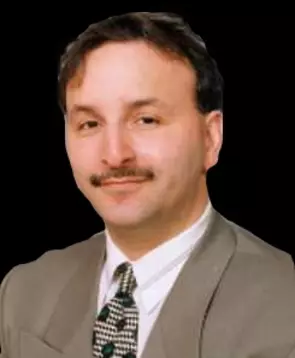 Gino Villella, Welland, Real Estate Agent