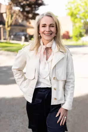 Grace Simon, Newmarket, Real Estate Agent