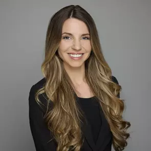 Hailey Playfair, Calgary, Real Estate Agent
