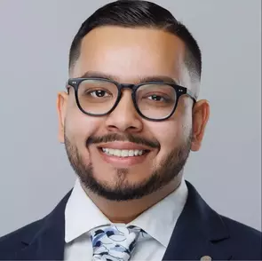 Hasan Sharif, Saskatoon, Real Estate Agent