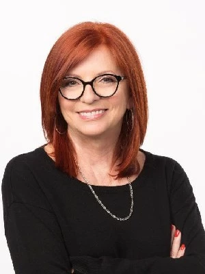 Helene Courtemanche, Saint Lambert, Real Estate Agent
