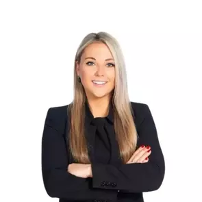 Isabelle Labonté, Hull, Real Estate Agent
