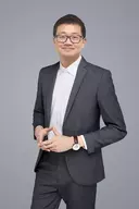 James Zhang, Winnipeg, Real Estate Agent