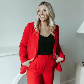 Janelle Kassie, Calgary, Real Estate Agent