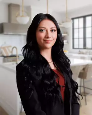 Jenae Knot, Saskatoon, Real Estate Agent