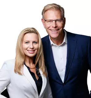 Jennifer Mills, Oakville, Real Estate Agent