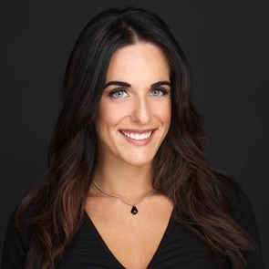 Jessica Di Re, Kirkland, Real Estate Agent