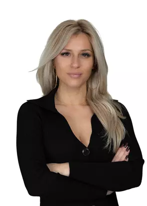 Jessica Panzera, Montreal, Real Estate Agent