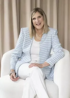 Jill Fewster-Yan, Toronto, Real Estate Agent