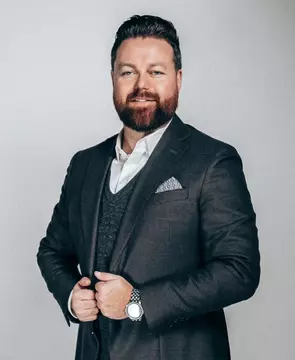 Jim Hollingsworth, Winnipeg, Real Estate Agent