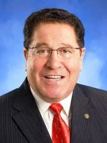 Joe Apolonia, Vancouver, Real Estate Agent