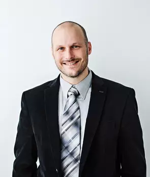 Jon Hutton, Kitchener, Real Estate Agent