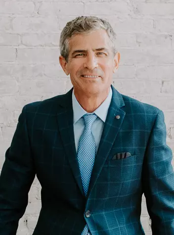 Jordin Neumann, Toronto, Real Estate Agent