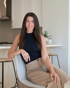 Josie Galan, Cochrane, Real Estate Agent