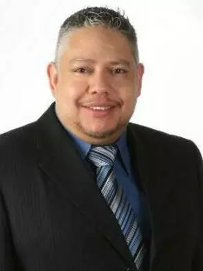 Juan Herrera, Repentigny, Real Estate Agent