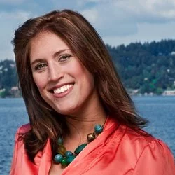 Julie Hall, Kirkland, Real Estate Agent