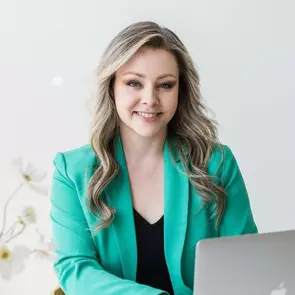 Kady Romagnuolo, Kingston, Real Estate Agent