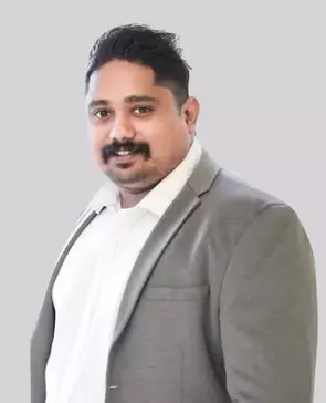 Kamal Pillai, Mississauga, Real Estate Agent
