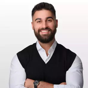 Karim Bacha, Laval, Real Estate Agent