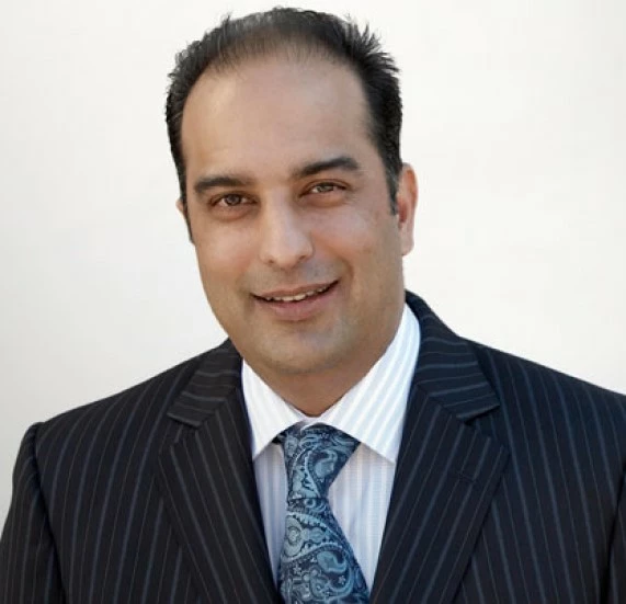 Karim Virani, Vancouver, Real Estate Agent