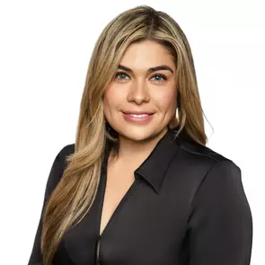 Karla Solis, Abbotsford, Real Estate Agent