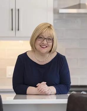 Karolina Quest, Kingston, Real Estate Agent