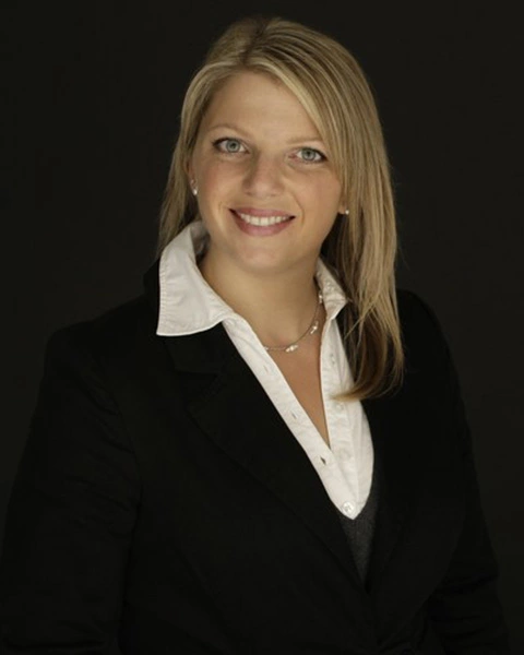 Kat Dwolinsky, Port Alberni, Real Estate Agent