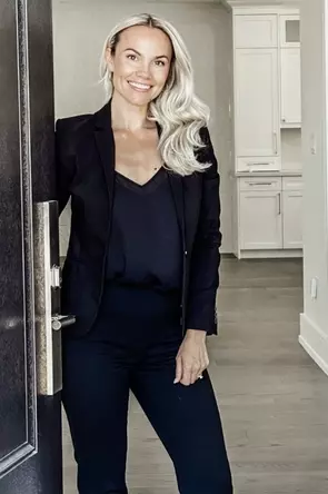 Katrina Obront, Toronto, Real Estate Agent